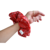 XXL scrunchie rood paisley print hand geit boerin zakboek