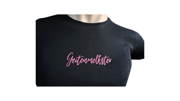 t-shirt geitenmelkster geit boerin roze ronde hals tekst